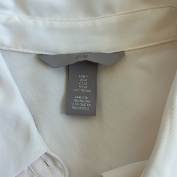 H&M Collared Shirt - Picture 2 of 3